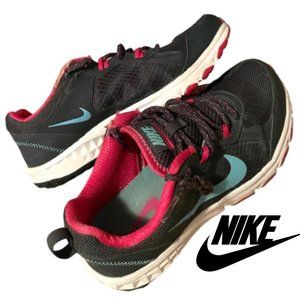Nike Navy Blue Pink Running Shoes Sneakers